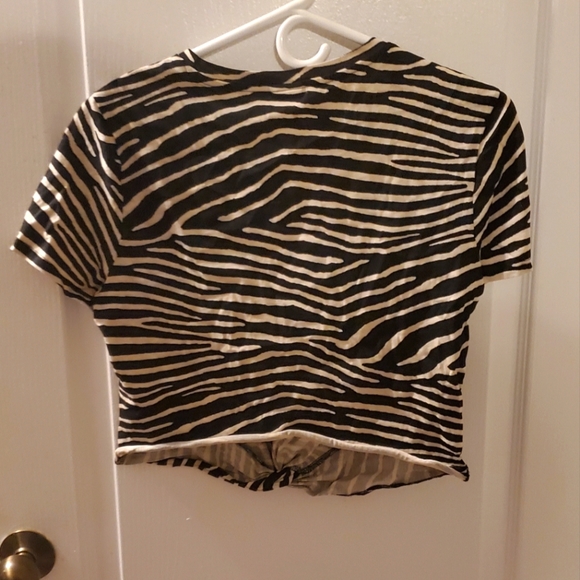 100% Cotton H&M Zebra Print Knotted Crop Top - Picture 3 of 5